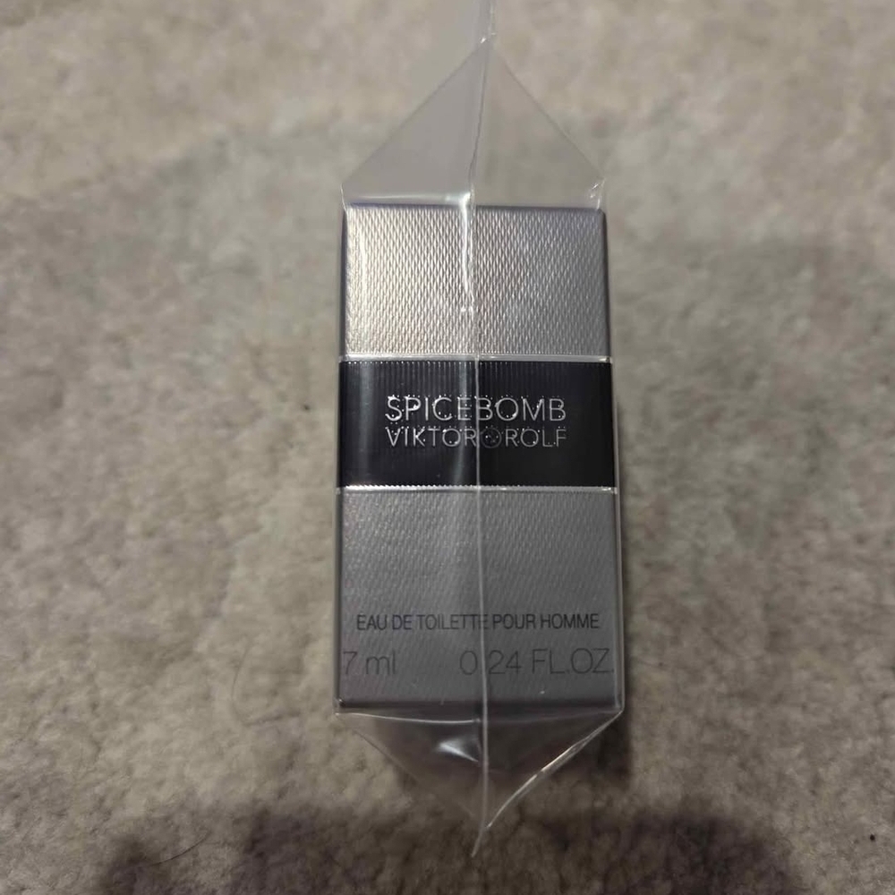Viktor & Rolf Spicebomb Eau de Toilette 7ml